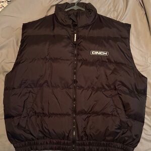 Cinch Men's Dark Puffer Vest